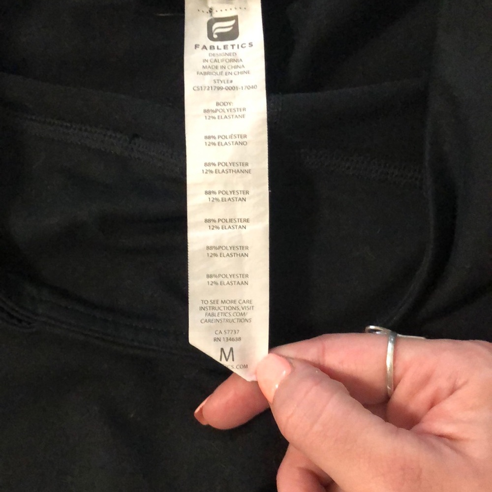 Fabletics Capri Pants - image 3